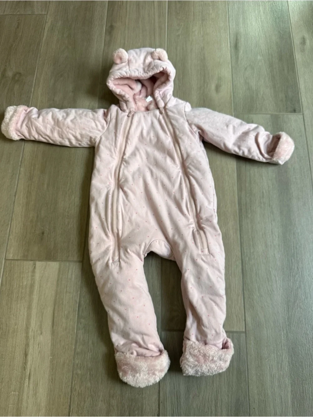 GAP insulated dressing winter